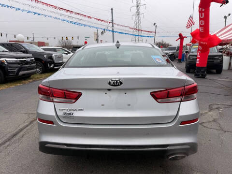 2019 Kia Optima LX