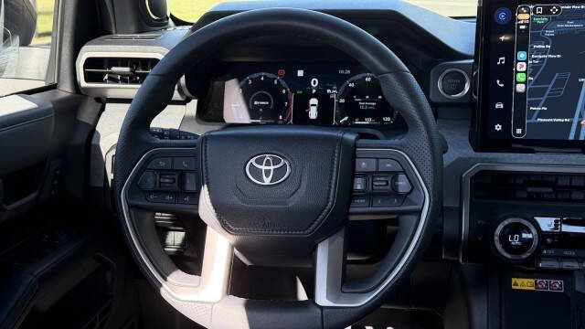 2025 Toyota 4Runner Trailhunter HV