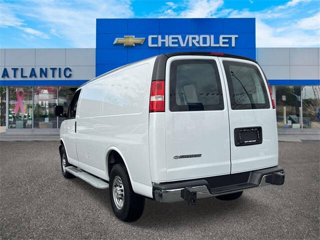 2023 Chevrolet Express 2500