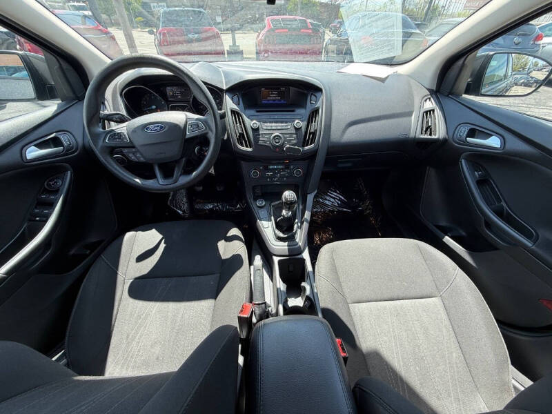 2017 Ford Focus SE