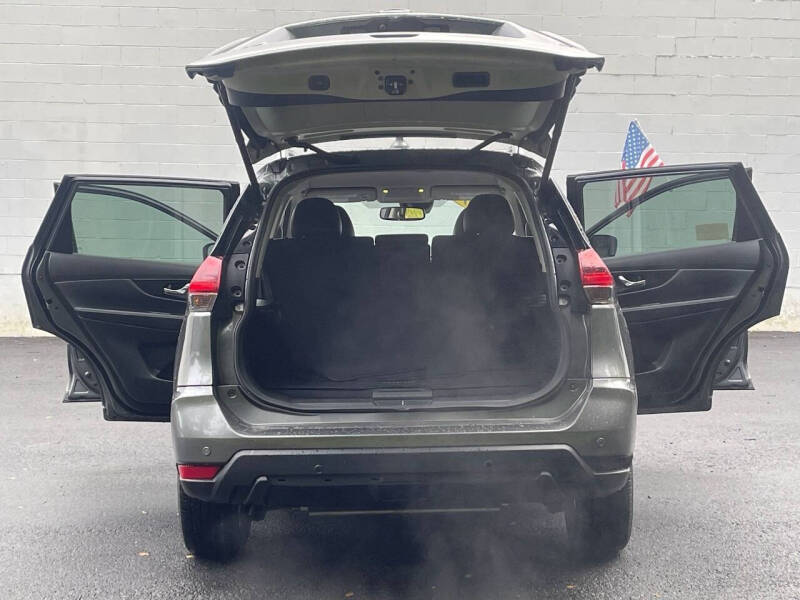 2020 Nissan Rogue SL