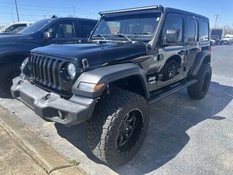 2019 Jeep Wrangler Unlimited for sale at GUPTON MOTORS, INC. in Springfield TN