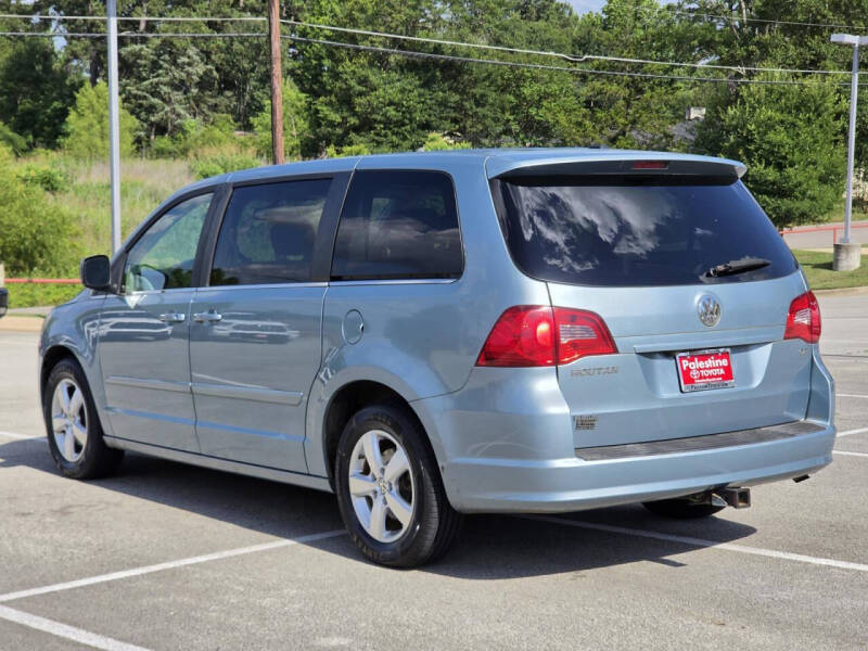 2010 Volkswagen Routan