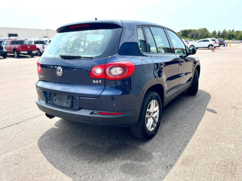 2011 Volkswagen Tiguan SE