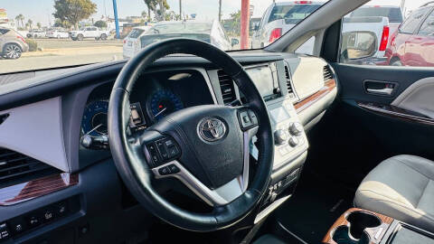 2015 Toyota Sienna Limited 7-Passenger