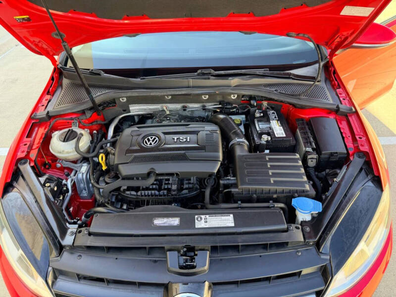 2016 Volkswagen Golf TSI SE