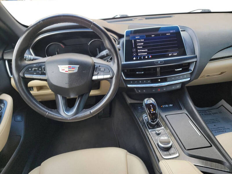 2022 Cadillac CT5 Premium Luxury