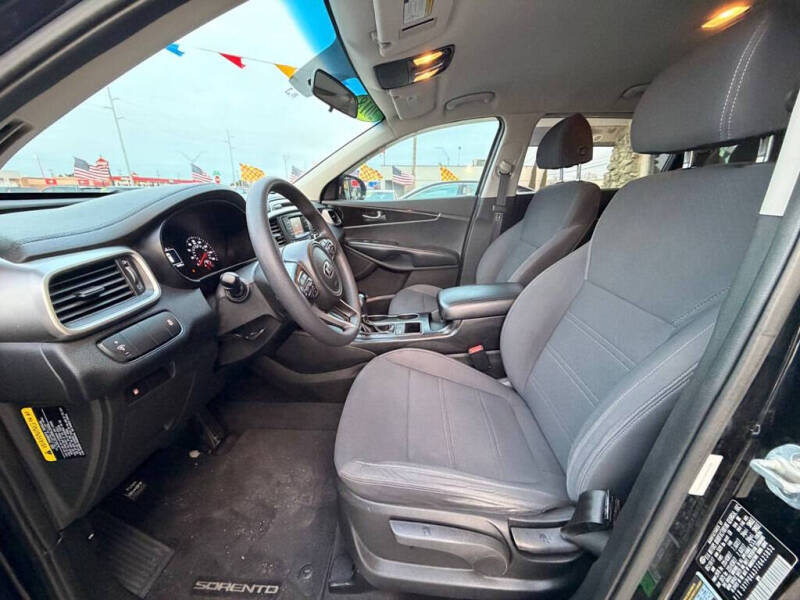 2018 Kia Sorento LX