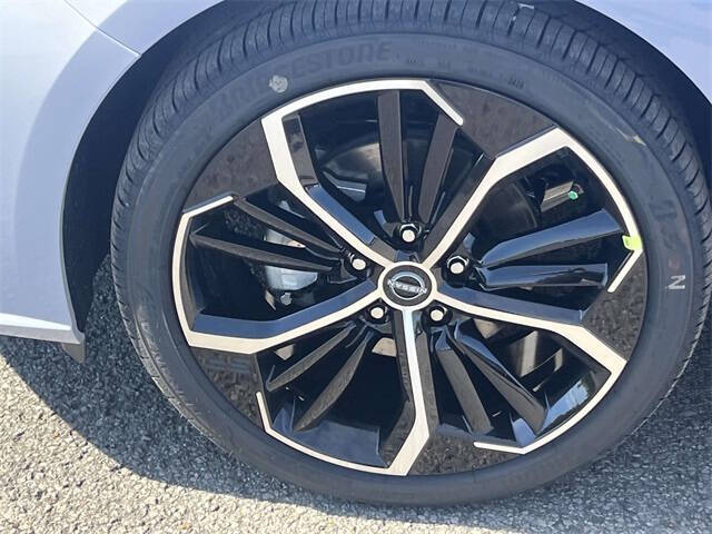 2025 Nissan Altima 2.5 SR