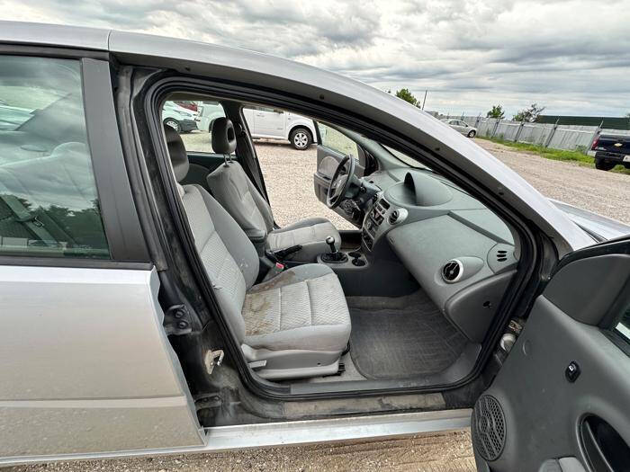 2007 Saturn Ion 2