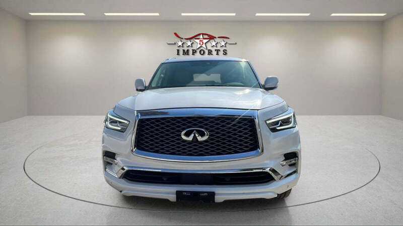 2022 Infiniti QX80 Luxe