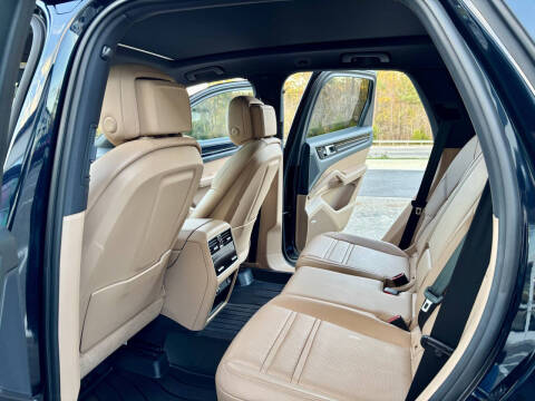 2019 Porsche Cayenne S