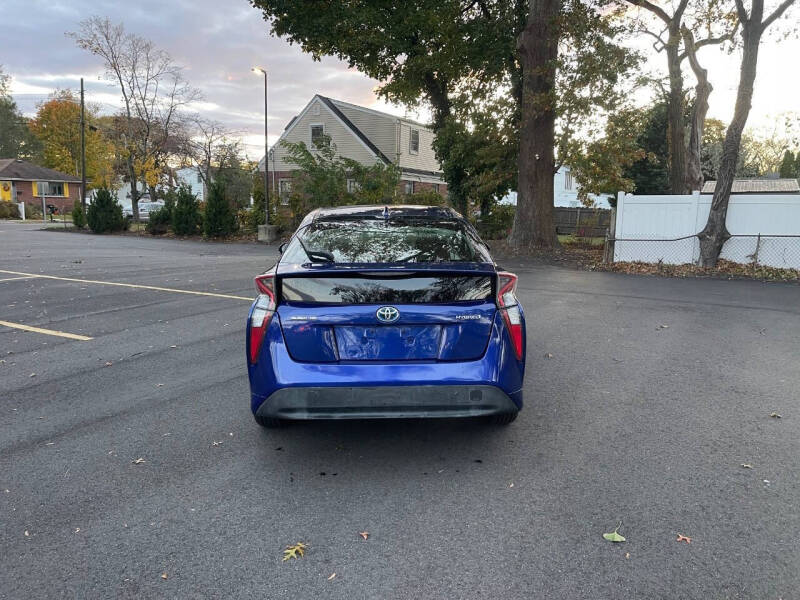 2017 Toyota Prius Two