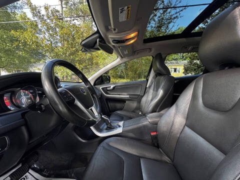 2016 Volvo XC60 T6 Drive-E