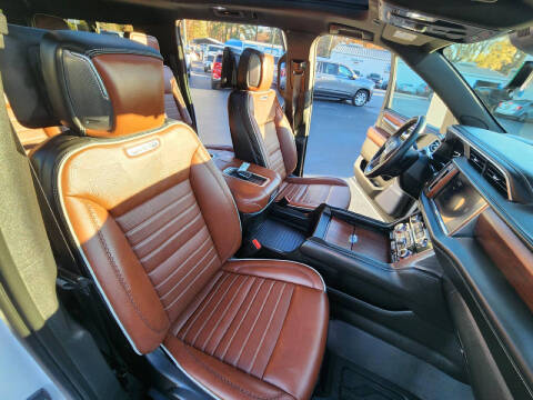 2023 GMC Yukon XL Denali Ultimate