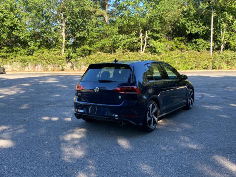 2018 Volkswagen Golf GTI S