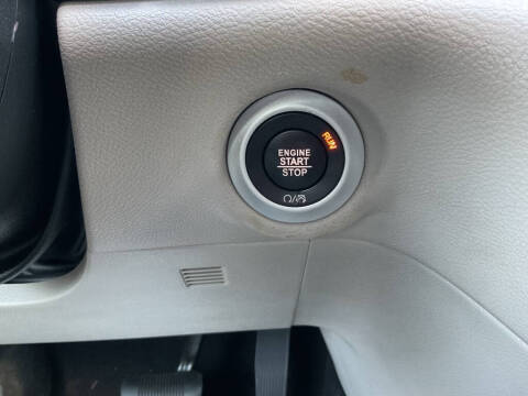 2020 Chrysler Voyager LXi