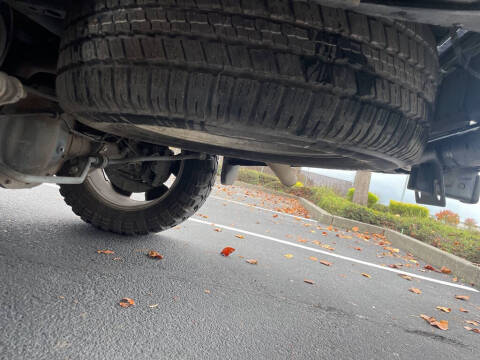 2017 Nissan Titan SL