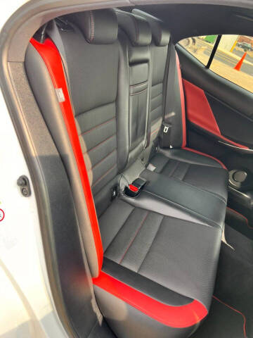 2015 Lexus IS 250 Crafted Line