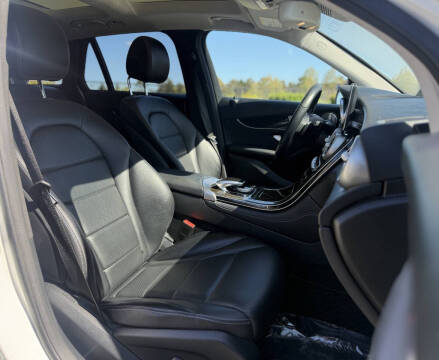 2017 Mercedes-Benz GLC GLC 300 4MATIC