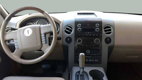 2008 Lincoln Mark LT