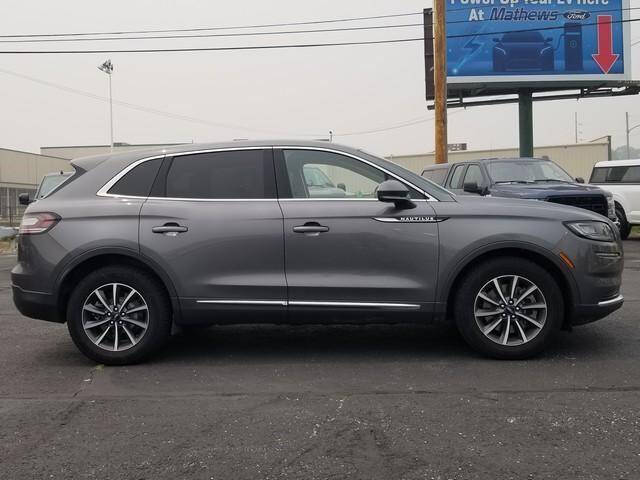 2022 Lincoln Nautilus Standard