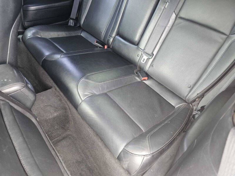 2015 Dodge Challenger SXT Plus