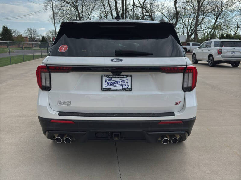 2025 Ford Explorer ST