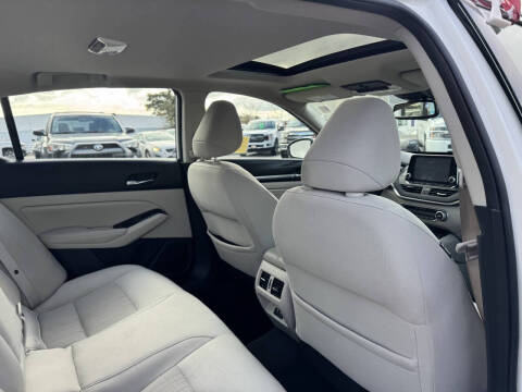 2020 Nissan Altima 2.5 SV