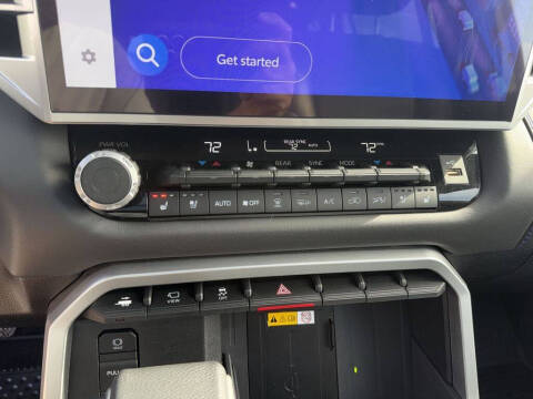 2024 Toyota Sequoia Platinum