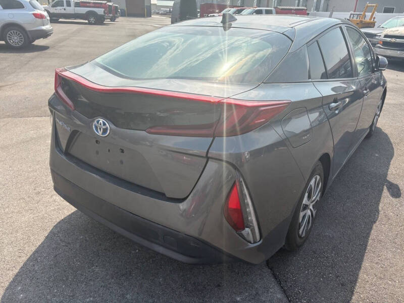 2021 Toyota Prius Prime LE