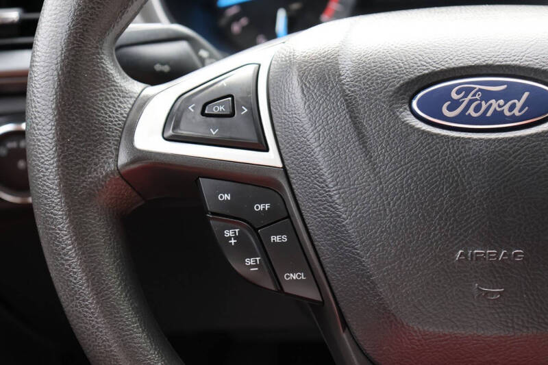 2013 Ford Fusion S