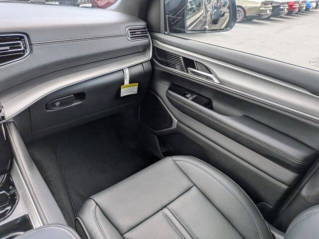 2026 Jeep Grand Wagoneer Upland