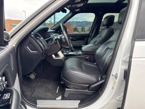 2020 Land Rover Range Rover P525 HSE