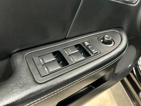 2011 Chrysler 200 Limited