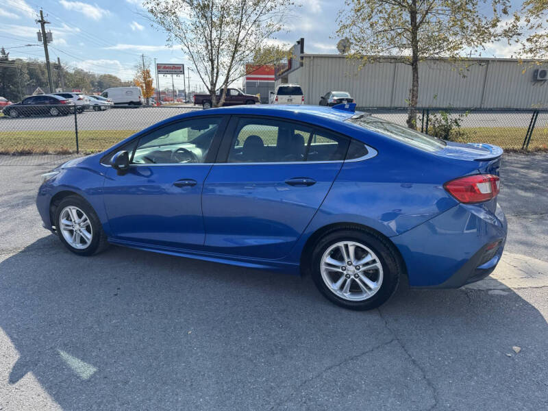2018 Chevrolet Cruze LT Auto