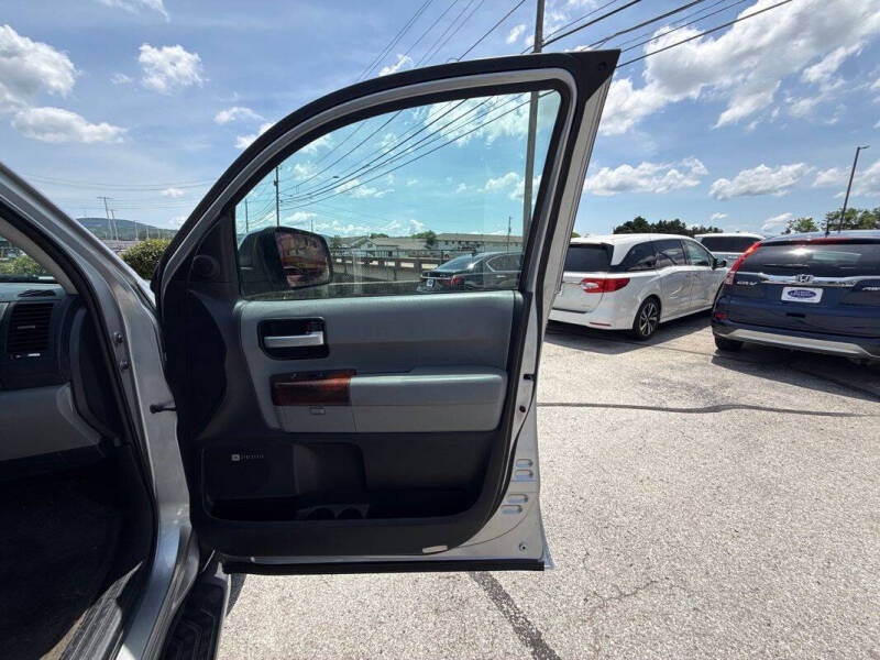 2014 Toyota Sequoia Platinum