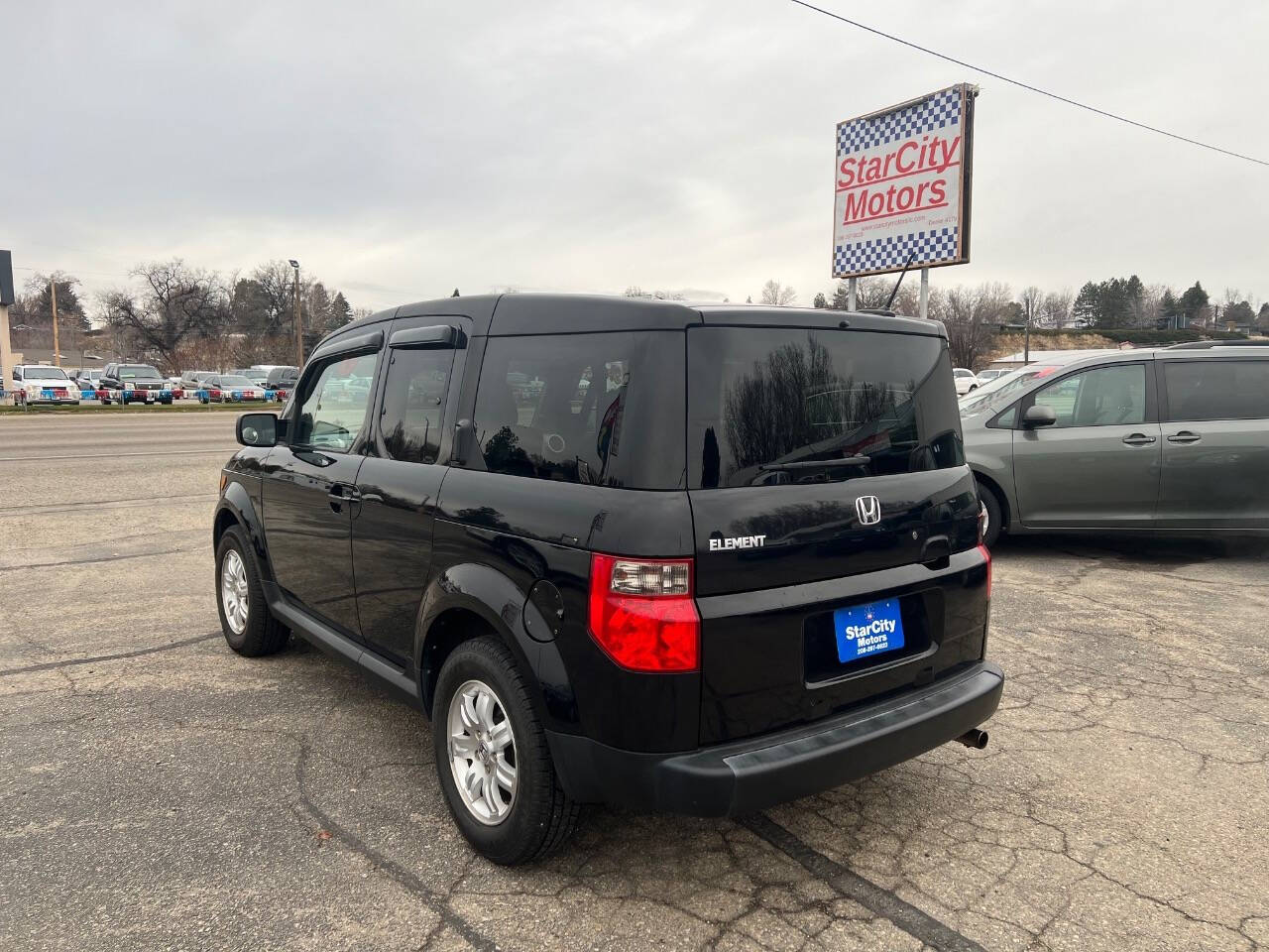 2007 Honda Element for sale at Starcity Motors LLC in Garden City, ID