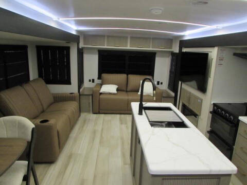 2025 Salem T271RL