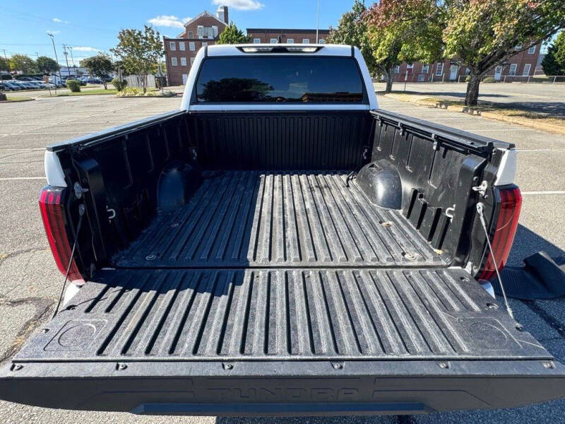 2022 Toyota Tundra SR5