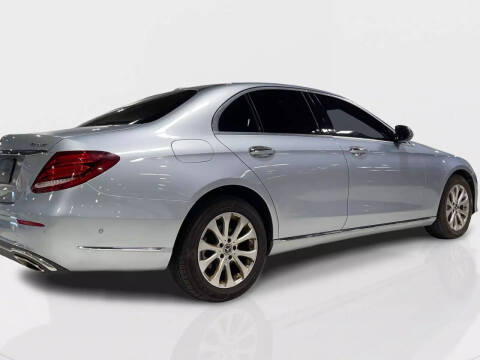 2017 Mercedes-Benz E-Class E 300 4MATIC