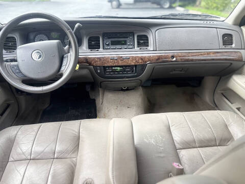 2010 Mercury Grand Marquis LS