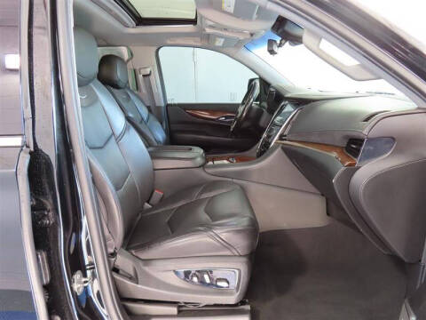 2020 Cadillac Escalade Luxury