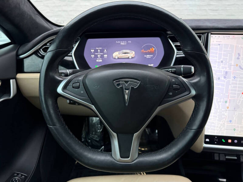 2015 Tesla Model S 85D