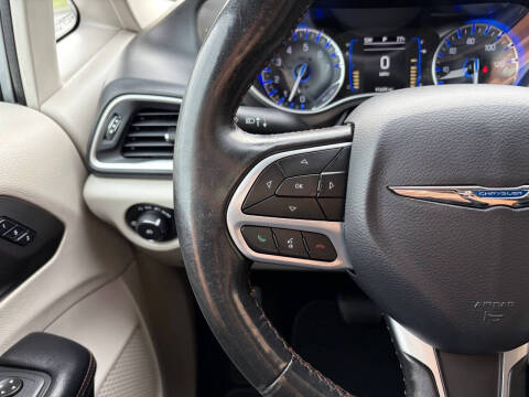 2020 Chrysler Pacifica Touring L