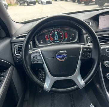 2014 Volvo XC70 T6 Premier Plus