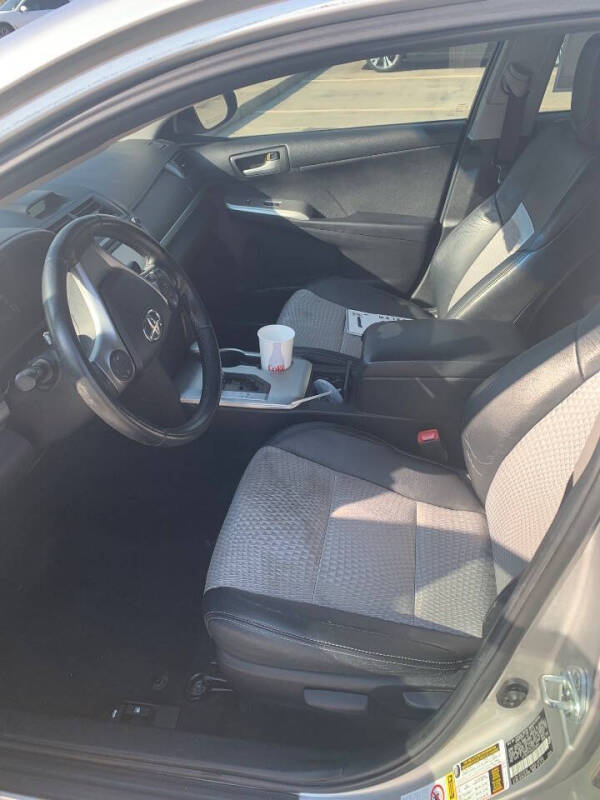 2012 Toyota Camry SE