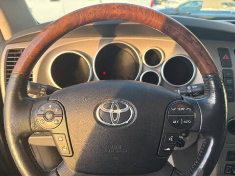 2010 Toyota Sequoia Platinum