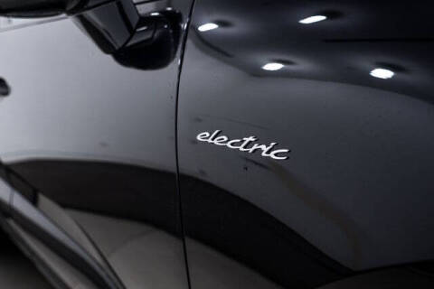 2025 Porsche Macan 4S Electric