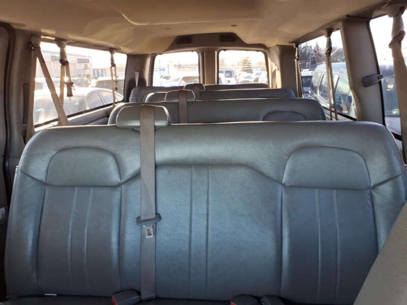 2022 Chevrolet Express LS 3500